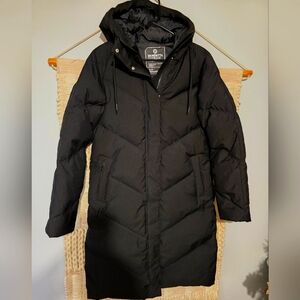 Mondetta Downfilled Jacket